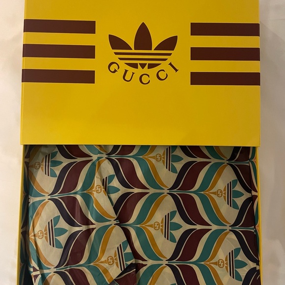 adidas x Gucci authentic track jacket (Extremely Rare) - Authentic - Used - Picture 7 of 8